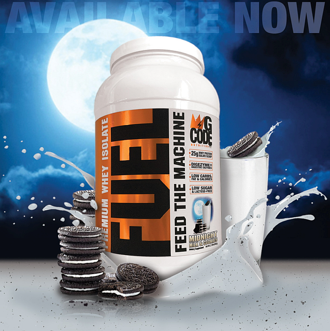 EMIUM Whey Isolate product with 25g whey protein, low in carbs, fat, calories and sugar. It's lactose-free and in midnight milk & cookies flavor.