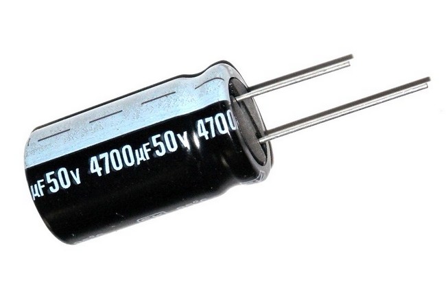 ELNA Elko 4700µF, 10V, radial, RM 7,5mm ELNA Elko 4700µF, 10V, radial, RM 7,5mm